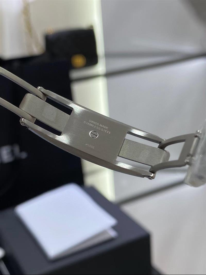 202457162323347 1650